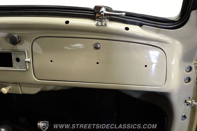 1962 Volkswagen Beetle