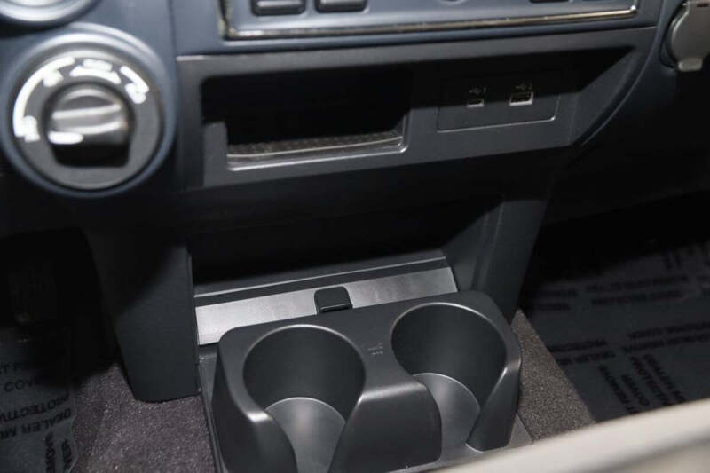 2023 Nissan Titan SV