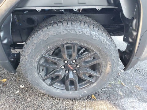 2026 GMC Sierra 1500 Elevation Standard