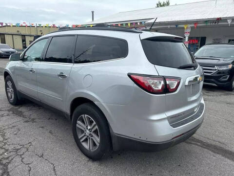 2017 Chevrolet Traverse LT