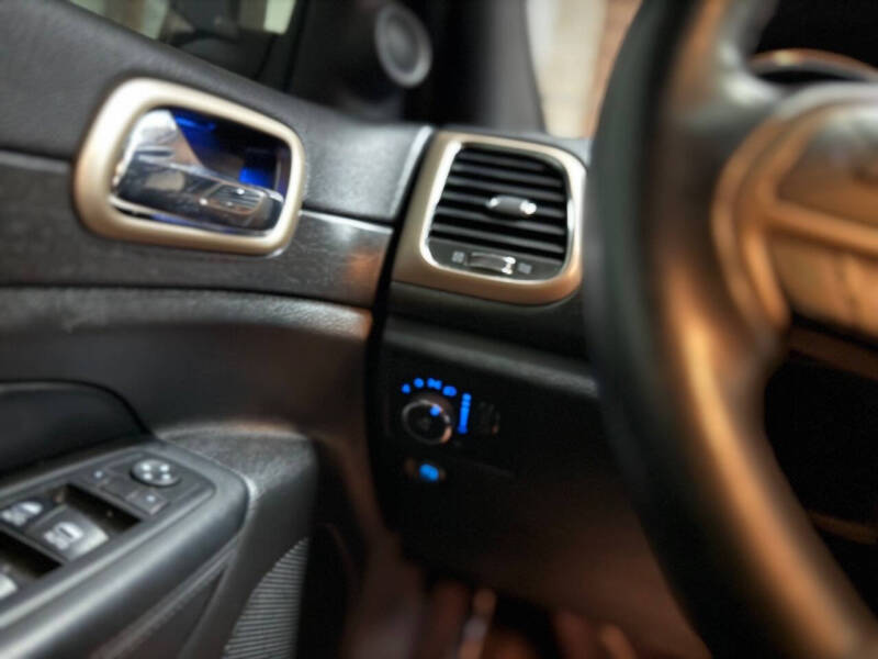 2017 Jeep Grand Cherokee Laredo