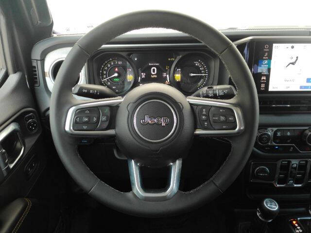 2025 Jeep Wrangler Sahara 4xe