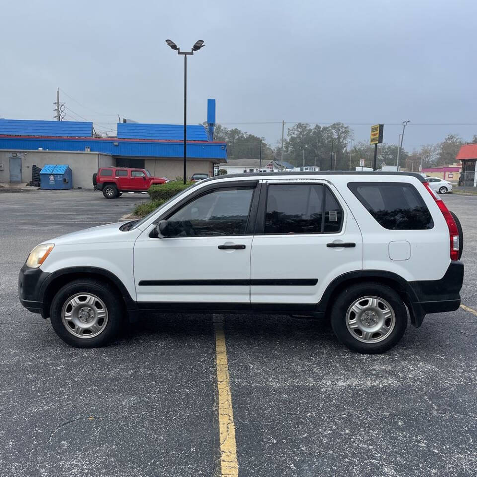 2005 Honda CR-V LX photo 7