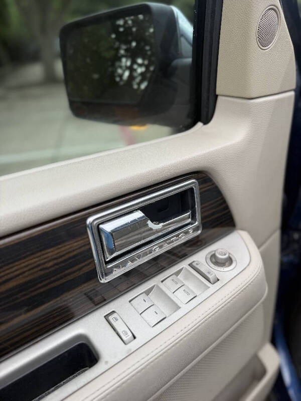 2008 Lincoln Navigator
