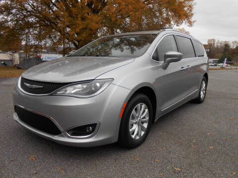 2018 Chrysler Pacifica Touring L