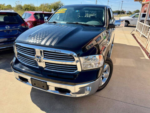 2017 RAM 1500 SLT