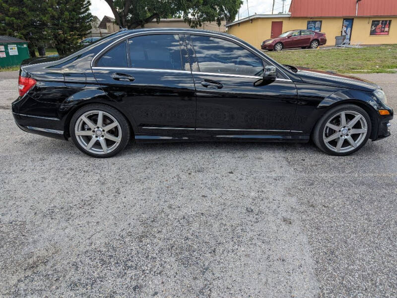 2014 Mercedes-Benz C-Class C250 Sport photo 4