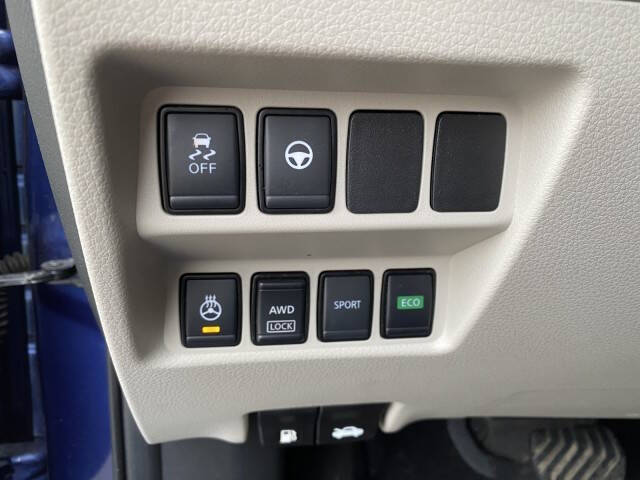 2022 Nissan Rogue Sport SV