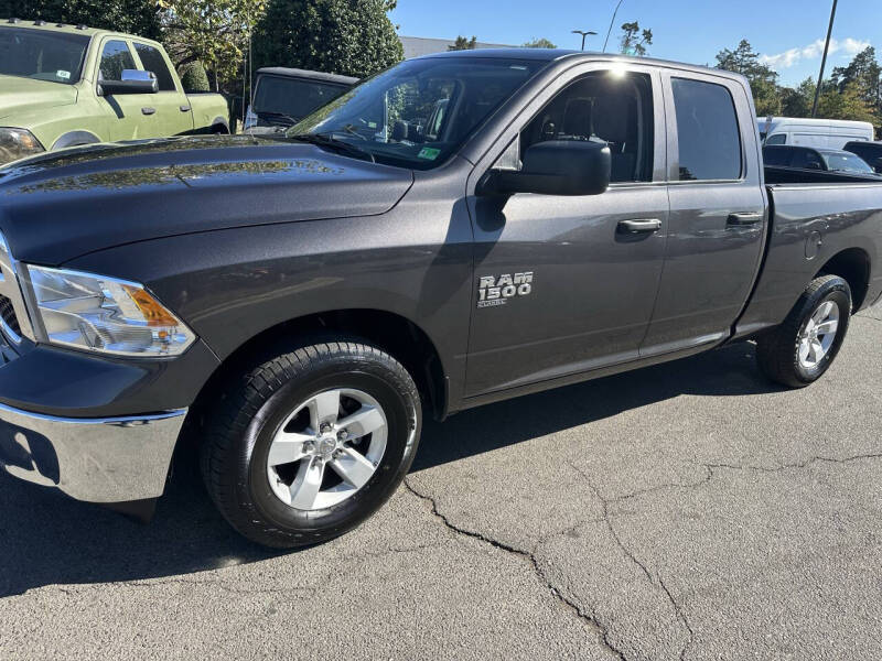 2024 RAM 1500 Classic SLT