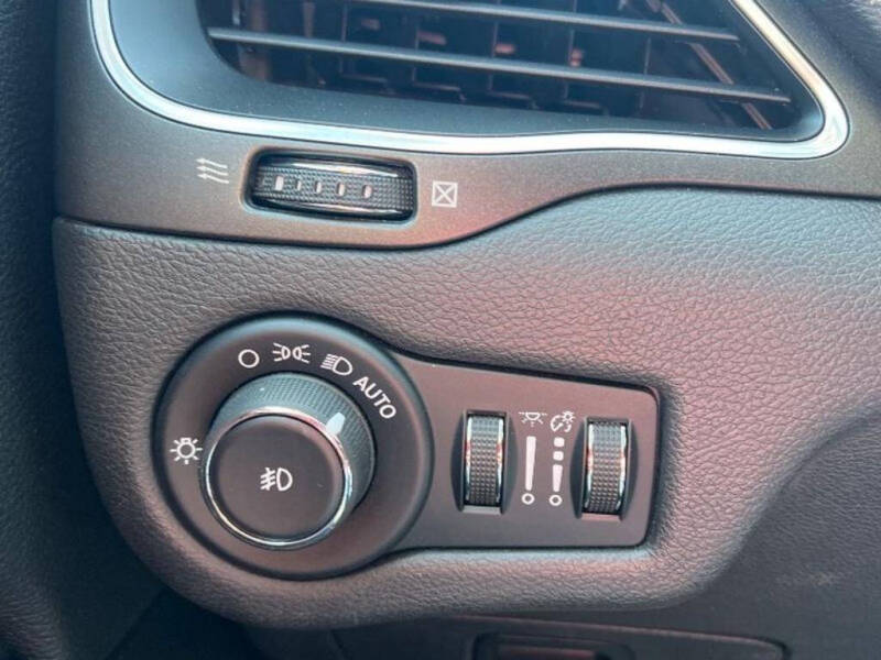 2019 Jeep Cherokee Trailhawk