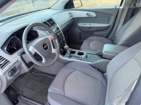 2011 Chevrolet Traverse LS