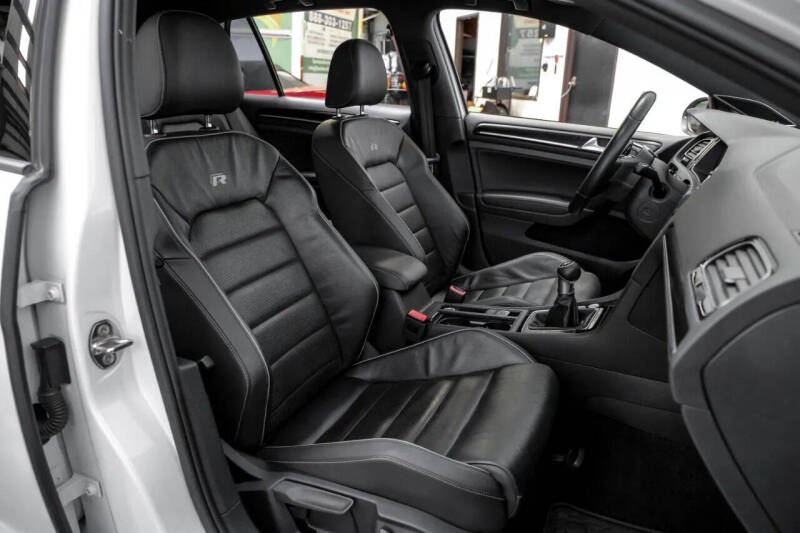 2019 Volkswagen Golf R 4Motion