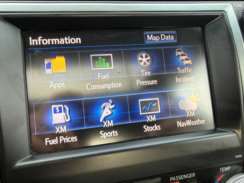 2012 Toyota Camry Hybrid XLE