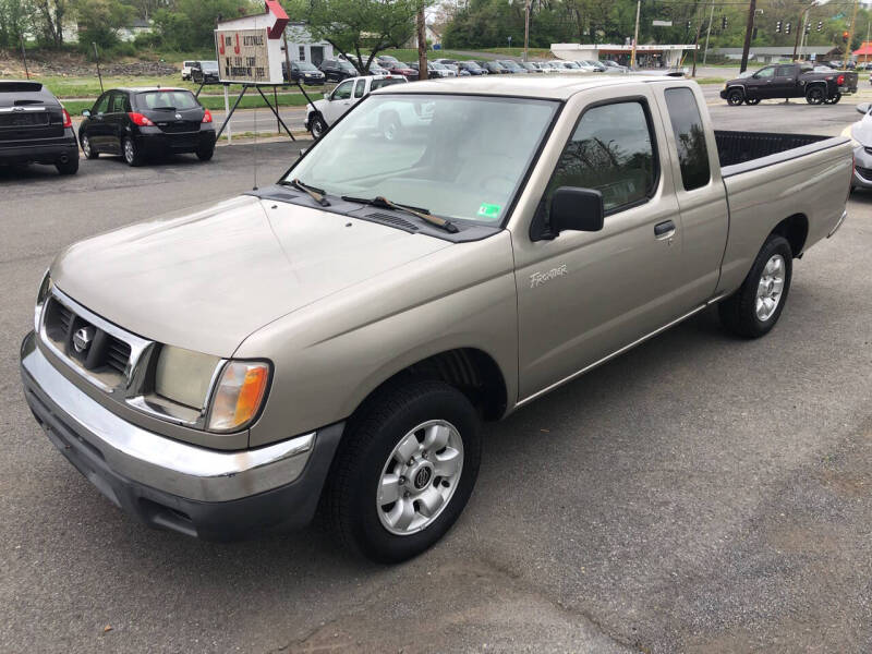 2000 Nissan Frontier XE