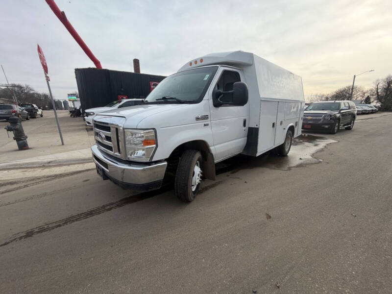 2013 Ford E-Series E-350 SD
