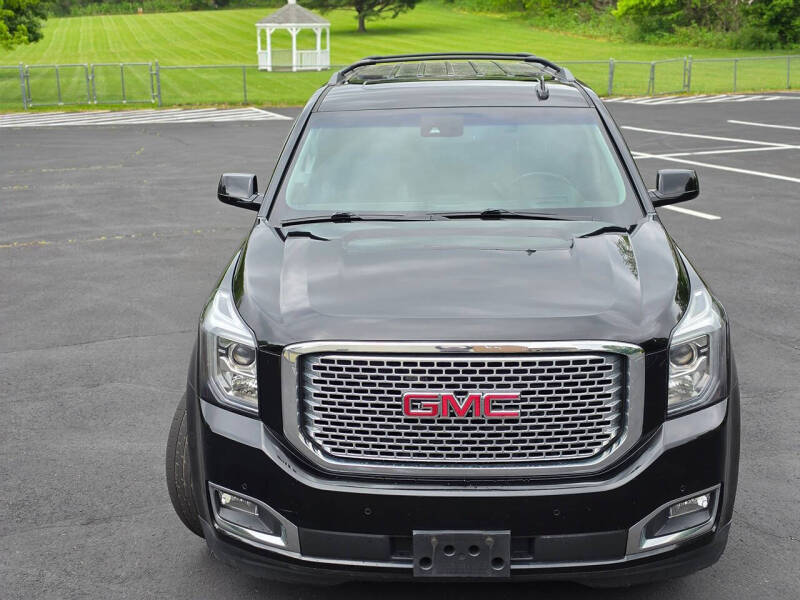 2017 GMC Yukon XL Denali