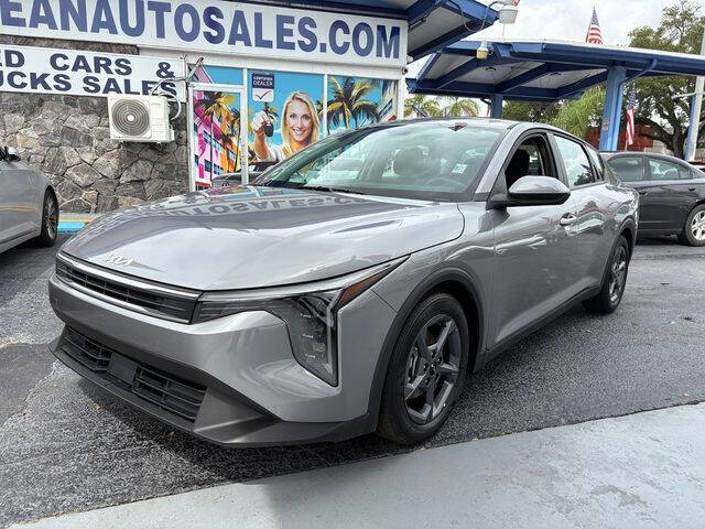 2025 Kia K4 LX