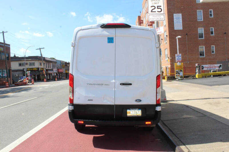 2023 Ford Transit 250