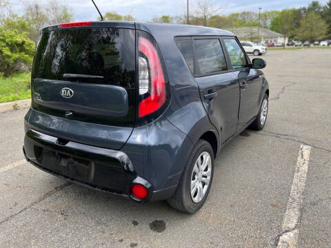 2016 Kia Soul +