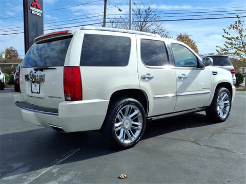 2013 Cadillac Escalade Platinum Edition