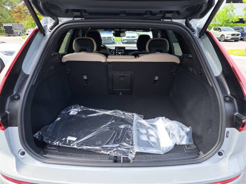 2026 Volvo XC60 B5 Core