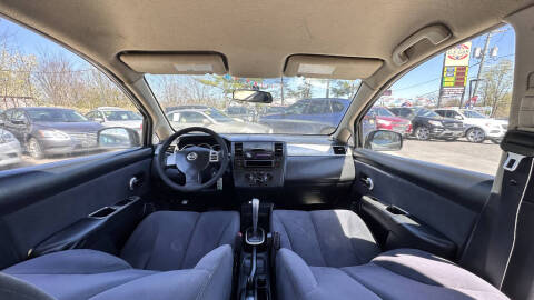 2008 Nissan Versa 1.8 S