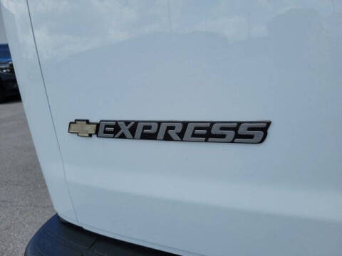 2023 Chevrolet Express LT 3500