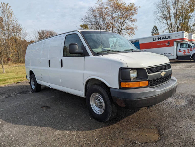 2007 Chevrolet Express for sale at JEREMY'S AUTOMOTIVE AND PERFORMANCE in Casco MI