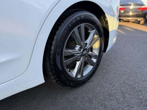 2017 Hyundai Elantra Value Edition