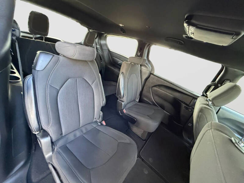 2021 Chrysler Pacifica Touring