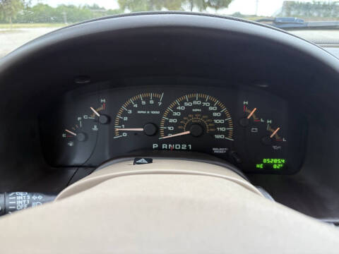 2003 Ford Expedition XLT