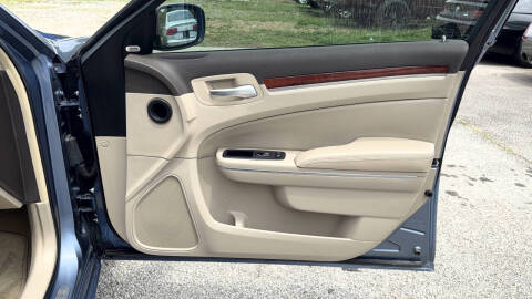 2011 Chrysler 300 C