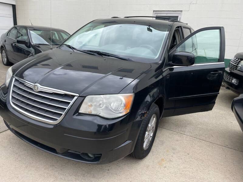 2008 Chrysler Town and Country for sale at Downriver Used Cars Inc. in Riverview MI