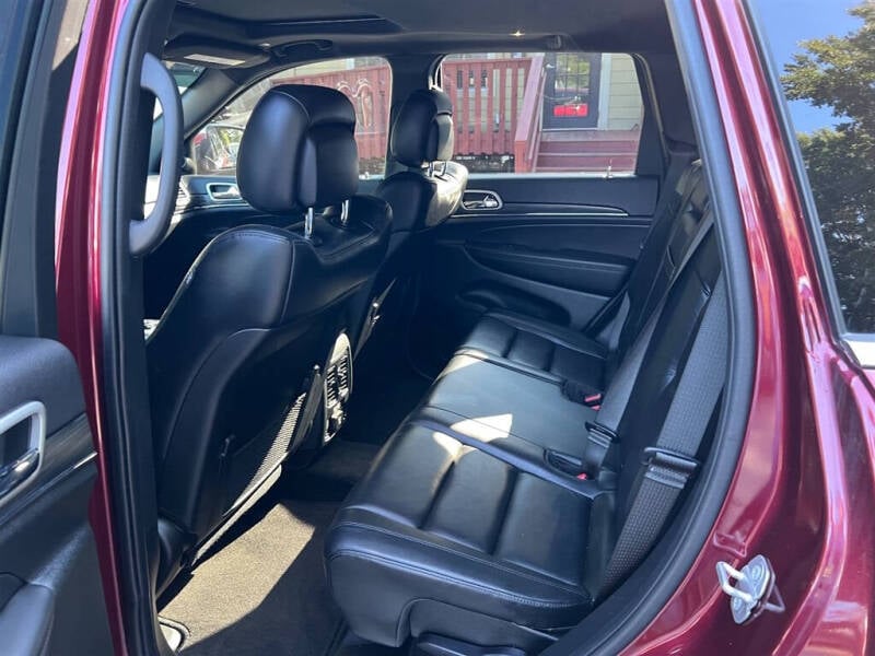 2021 Jeep Grand Cherokee Limited photo 16