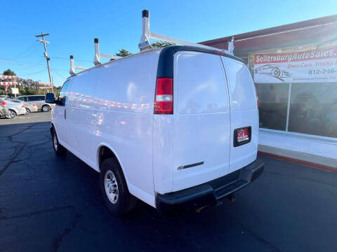 2019 Chevrolet Express 2500