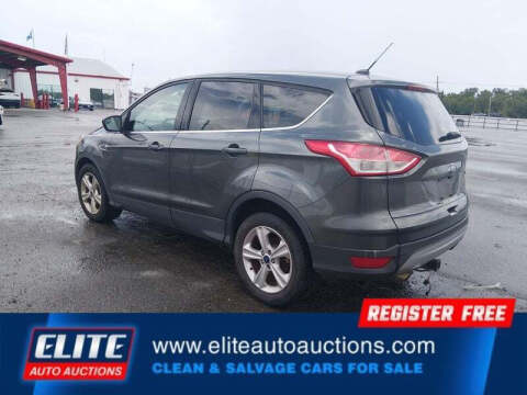 2016 Ford Escape SE