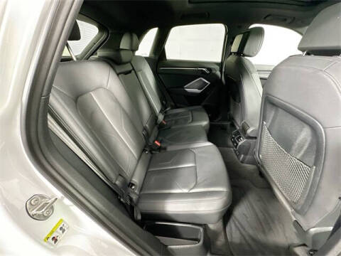 2024 Audi Q3 quattro S line Premium 45 TFSI