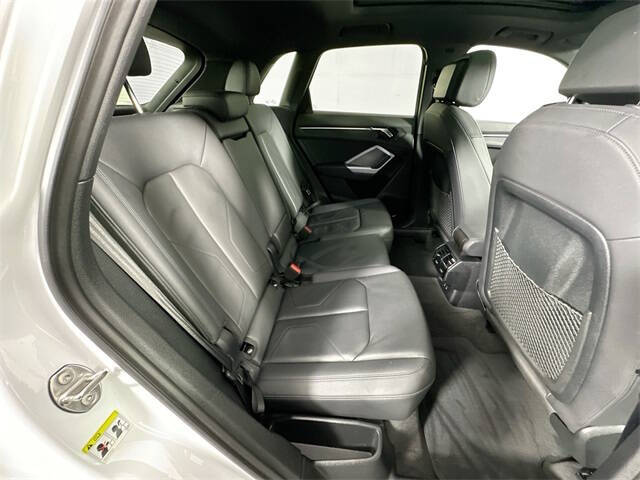 2024 Audi Q3 quattro S line Premium 45 TFSI