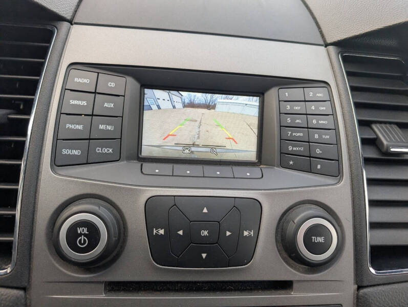 2016 Ford Taurus SEL