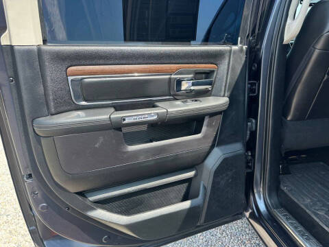 2016 RAM 1500 Laramie