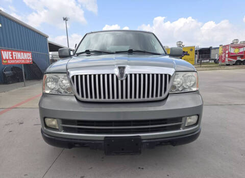 2005 Lincoln Navigator Luxury