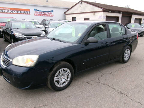 2007 Chevrolet Malibu for sale at Aspen Auto Sales in Wayne MI