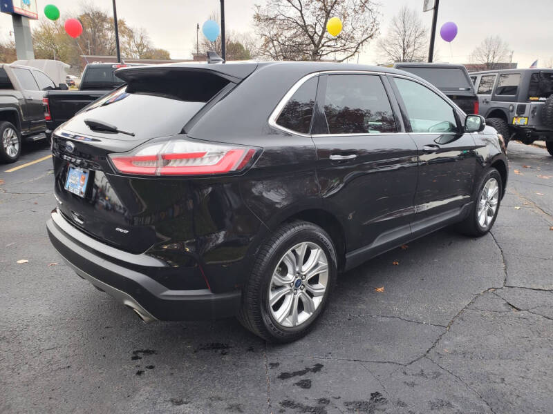 2022 Ford Edge Titanium