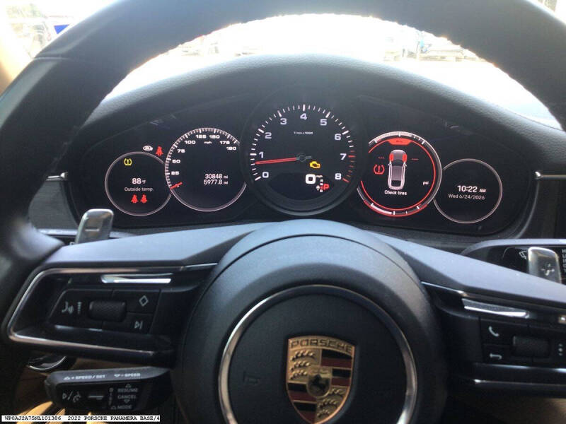 2022 Porsche Panamera