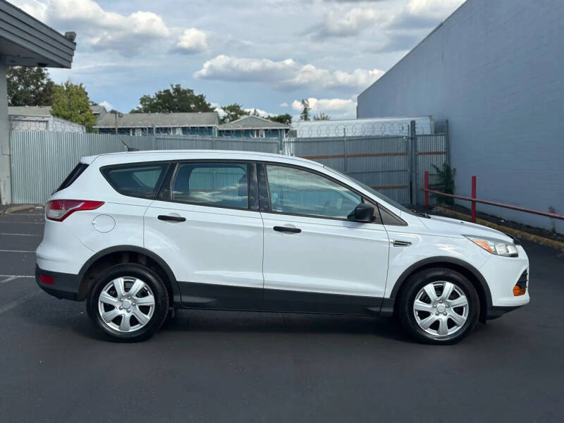 2014 Ford Escape S