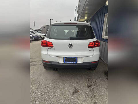 2017 Volkswagen Tiguan 2.0T S 4Motion