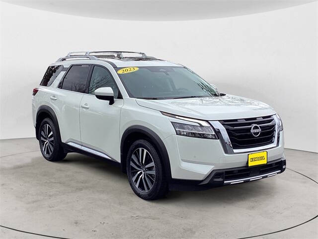 2023 Nissan Pathfinder Platinum