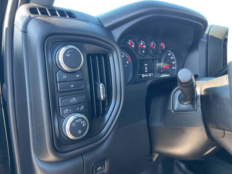 2023 GMC Sierra 2500HD Pro