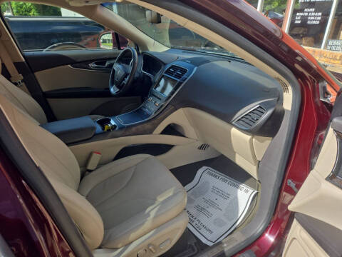 2019 Lincoln Nautilus Select