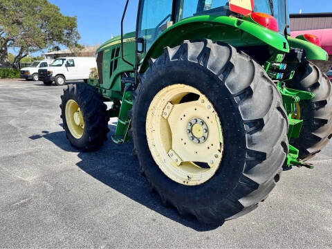 2015 John Deere 6115d